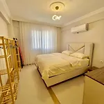 Lejlighed Comfy With Garden, Family Friendly In Fethiye