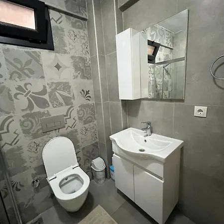 Comfy With Garden, Family Friendly In Apartment Fethiye