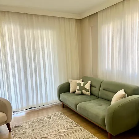 Comfy With Garden, Family Friendly In Apartment Fethiye
