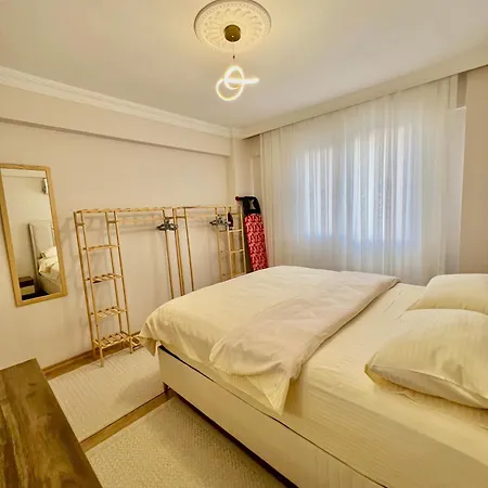 Comfy With Garden, Family Friendly In Apartment Fethiye