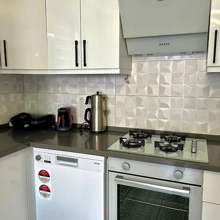 Apartment Comfy With Garden, Family Friendly In Fethiye